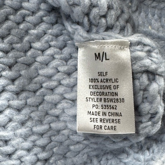 Baevely Women's Oversized Light Blue Sweater With Boots & Bow Size M/L - Picture 4 of 9